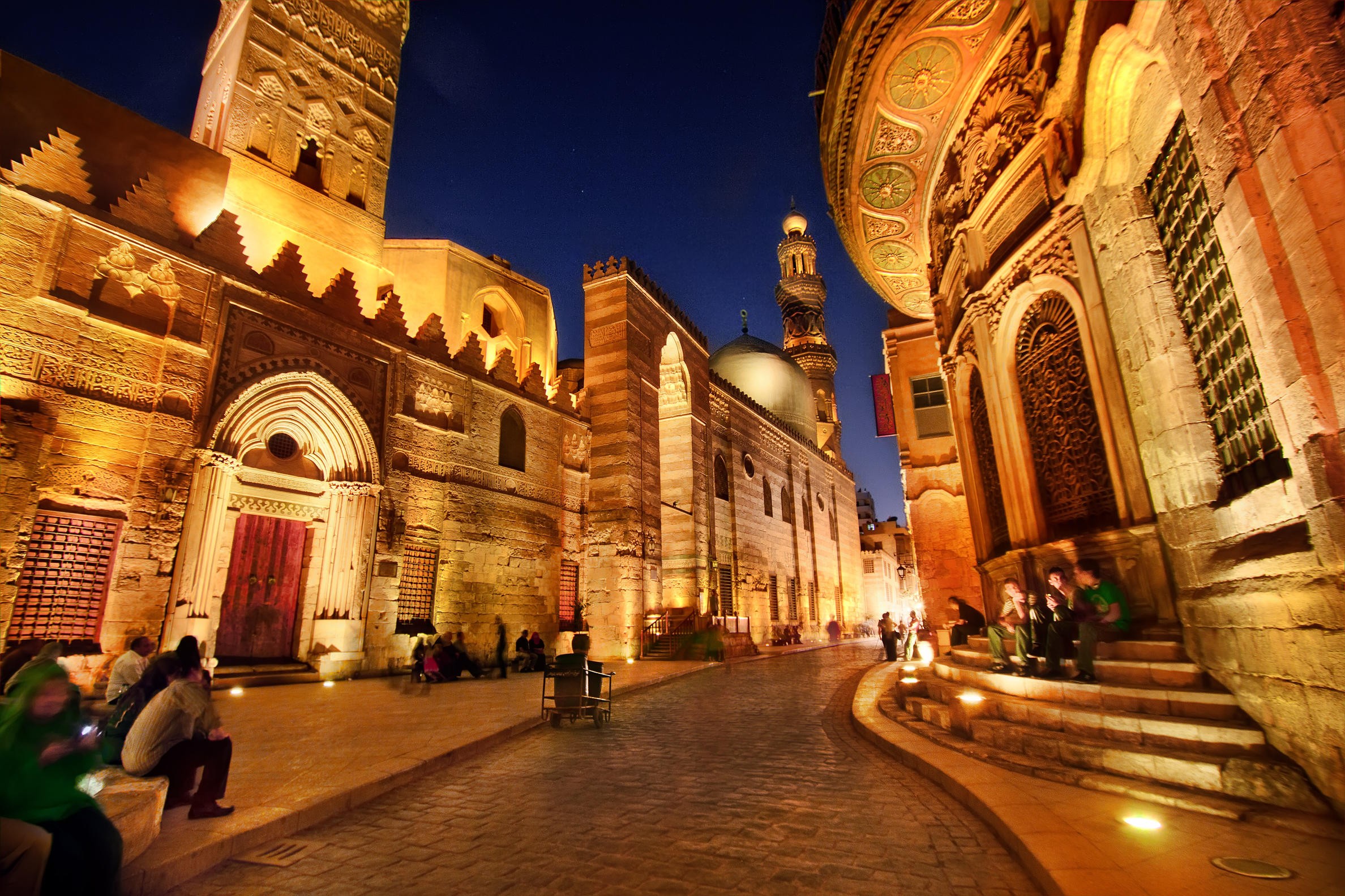 Cairo by night tour