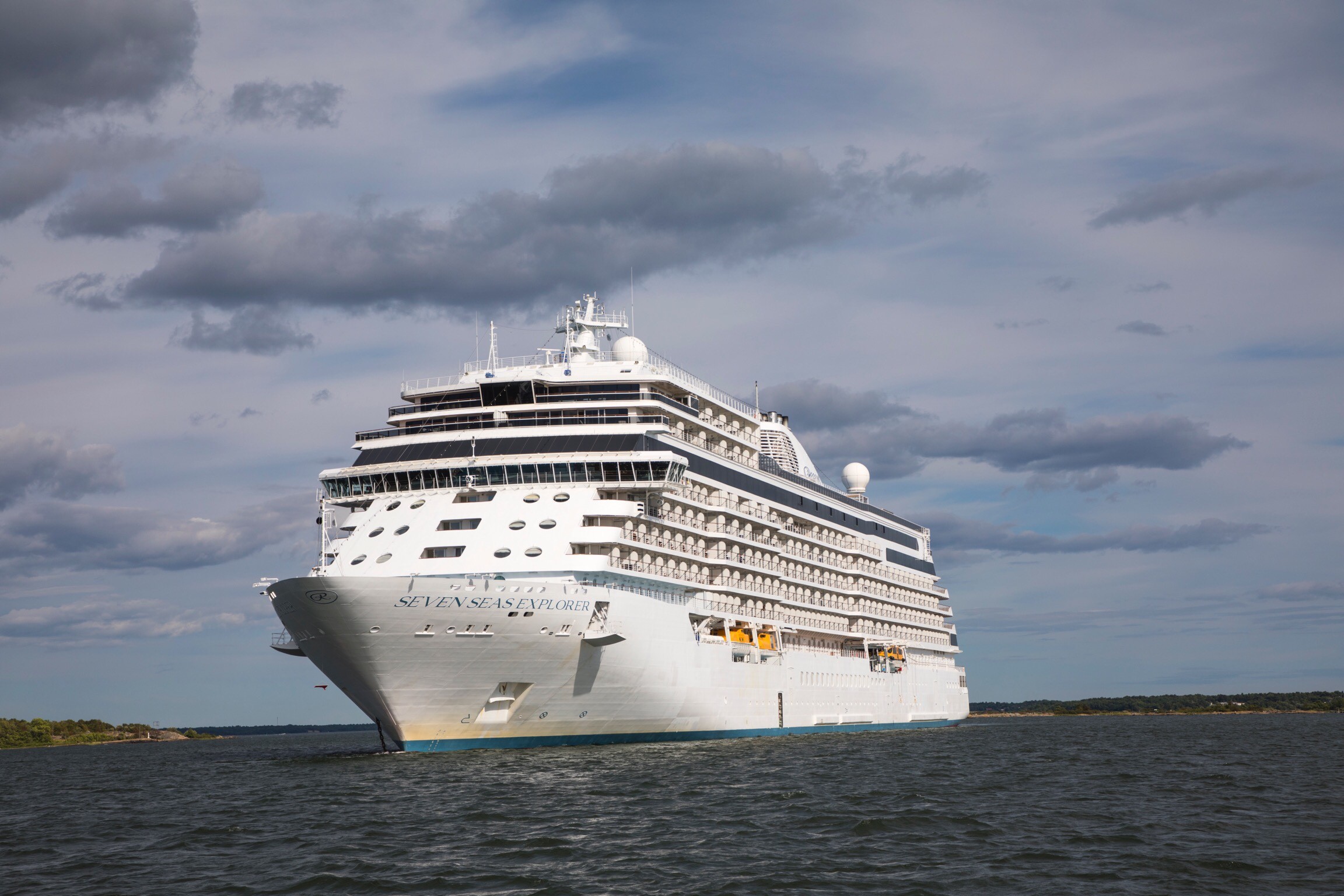 Seven seas voyager at Alexandria day tour from Alexandria port