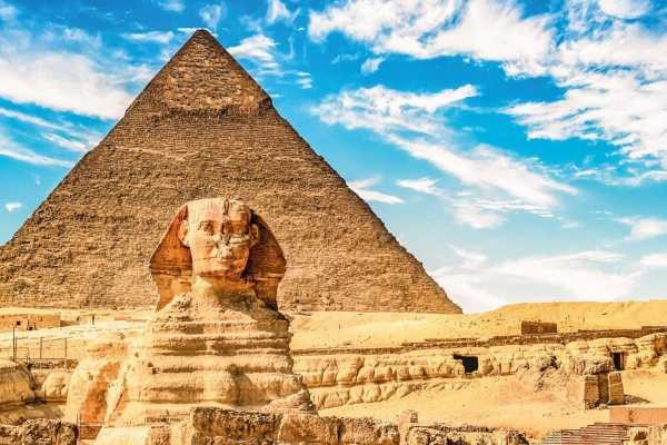 Stopover tour to Sakkara and Memphis from Cairo airport